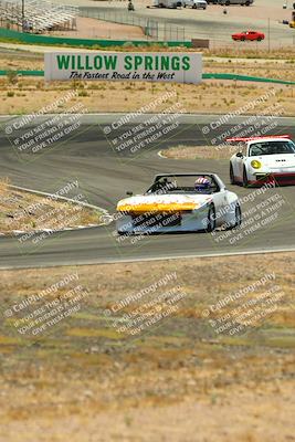 media/May-31-2025-CalClub SCCA (Sat) [[2c1a04e1ee]]/Qualifying/Group 6/Turn 4/